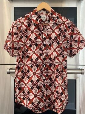 J. Crew Short-Sleeve Button-Down Red and White Floral Geometric Shirt